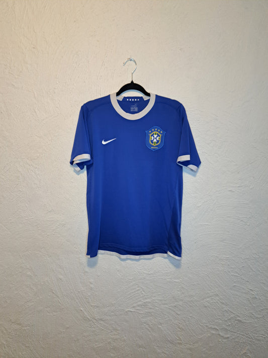 Brasil 2006-2008 away shirt